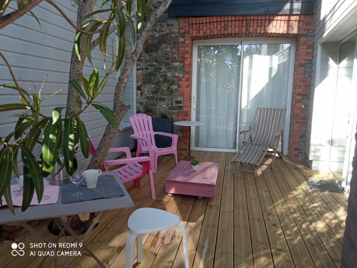 Charmant Logement T2 A 2 Pas De La Mer Granville Dış mekan fotoğraf