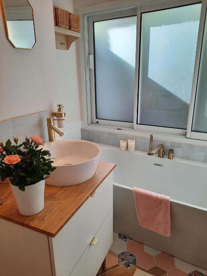 Charmant Logement T2 A 2 Pas De La Mer Granville Dış mekan fotoğraf